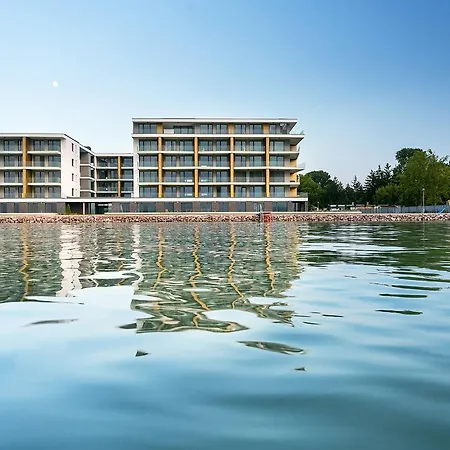 Lela Supreme * Balatonlelle