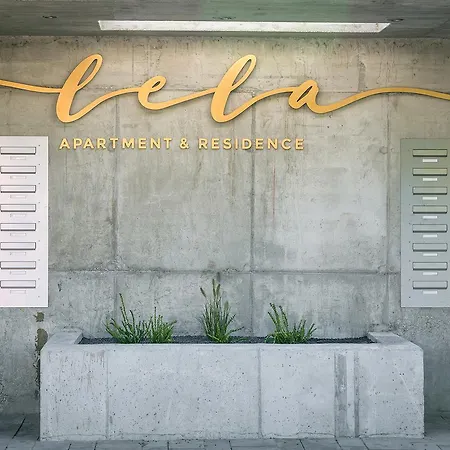 Lela Supreme *